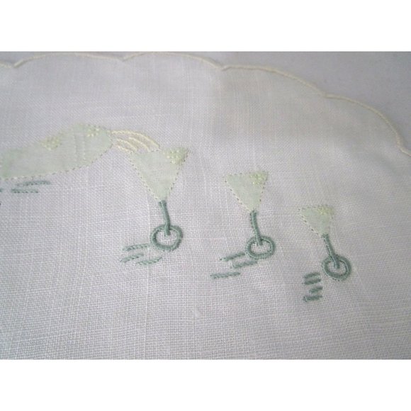 Vintage Martini Shaker Artist Palette Cocktail Napkin Applique Embroidery GUC - Picture 5 of 16